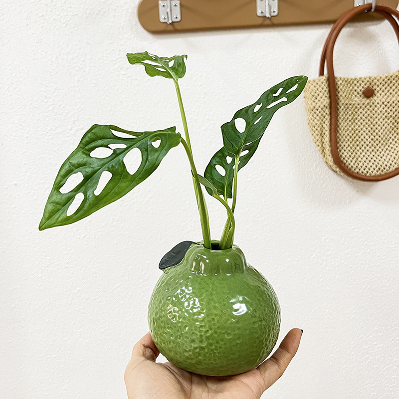 Plastic Vase, Green-Orange Vas - Desk Setup Green ulasan dan harga