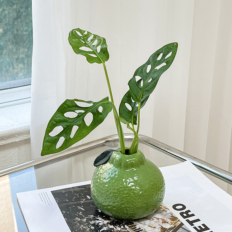 Plastic Vase, Green-Orange Vas - Desk Setup Green ulasan dan harga