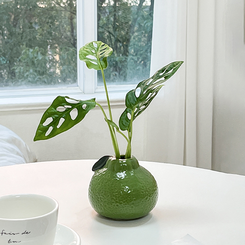 Plastic Vase, Green-Orange Vas - Desk Setup Green ulasan dan harga
